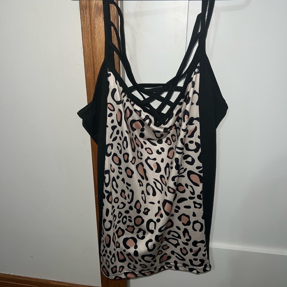 Stylish Leopard Print Women's Top